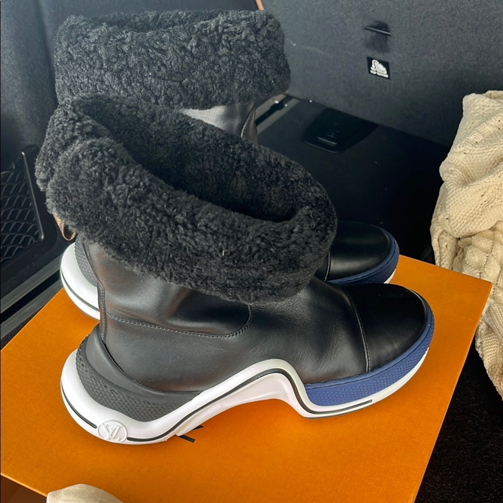 Louis Vuitton Black and Blue Fur-Lined Boots
